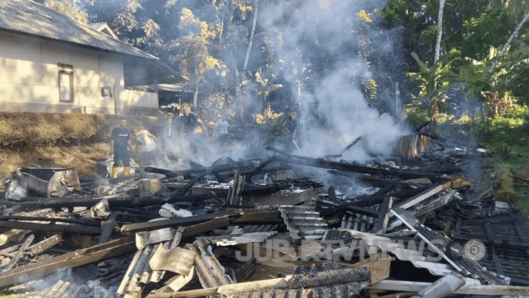 Rumah Warga di Citanglar Sukabumi Ludes Terbakar, Diduga Akibat Arus Pendek Listrik