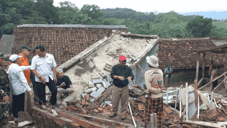 Area Pergerakan Tanah Bantargadung Tak Bisa Dihuni Lagi, Pemkab Sukabumi Siapkan Langkah Relokasi