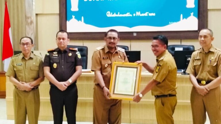 Camat Surade Apresiasi Desa Citanglar Raih Kinerja Terbaik Anugerah Gapura Sri Baduga 2025