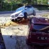 Detik-detik mobil Toyota Rush menabrak toko ikan di Cibitung Sukabumi. | Foto: Tangkapan layar CCTV/Ist