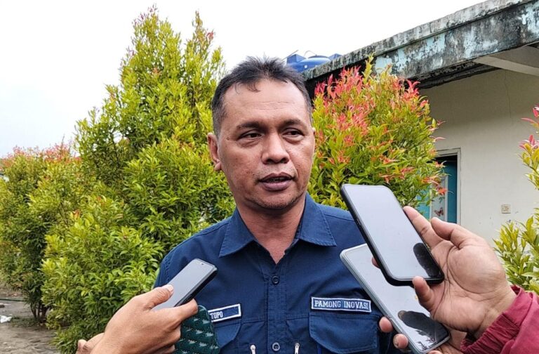 Beban Berat di Pundak Sutopo Plt Camat Palabuhanratu, Hadapi Kompleksitas Wilayah Ibu Kota Kabupaten Sukabumi
