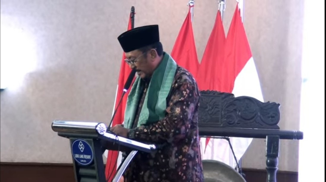 Bupati Sukabumi, Asep Japar, memberikan sambutan dalam Muscab PPP Zona Pakuan Raya tahun 2026