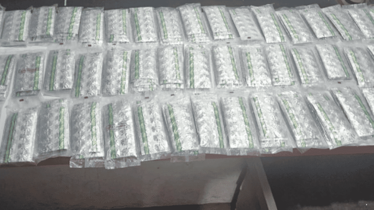 Hendak Transaksi, 2 Terduga Pelaku Pengedar Obat Keras Ditangkap Polres Sukabumi Kota