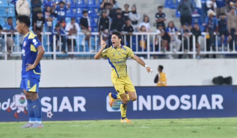 Kick-off Persib vs Arema FC di Super League 2025/2026 Dimajukan, Ini Jadwal Terbarunya