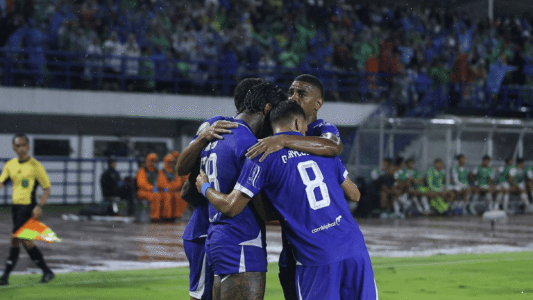 Hadapi Dewa United, Persib Siap Tempur demi Jaga Puncak Klasemen