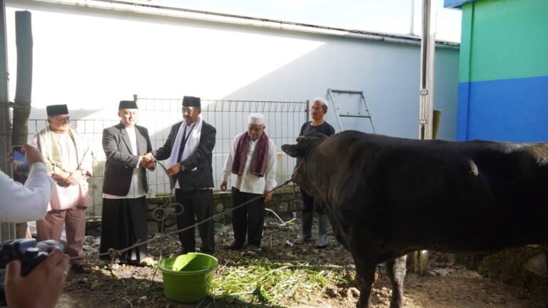 Pusatkan Salat Idul Adha 1447 H di Jampangtengah, Pemkab Sukabumi Salurkan Sapi dari Presiden Prabowo