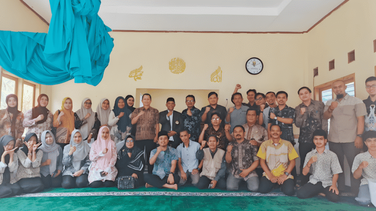 Dari Mushola Al-Badr, DPRD Sukabumi Gaungkan Aparatur Berakhlak dan Disiplin