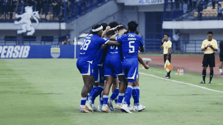 Batal Digelar di Jakarta, Laga Persija vs Persib Resmi Dipindah ke Samarinda