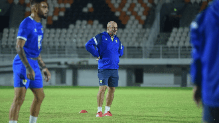 Hadapi Persija di Samarinda, Bojan Hodak Fokus Jaga Tren Positif Demi Jaga Asa Juara