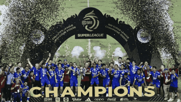 Persib Hattrick Juara: Bojan Raih Penghargaan Pelatih Terbaik, 3 Pemain Masuk Best XI Super League 2025/26