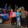 Petugas menyerahkan bantuan tanggap darurat kepada lima kepala keluarga korban kebakaran di Kampung Pajagan, Desa Cikahuripan, Kecamatan Cisolok, Kabupaten Sukabumi, Minggu (28/6/2026)
