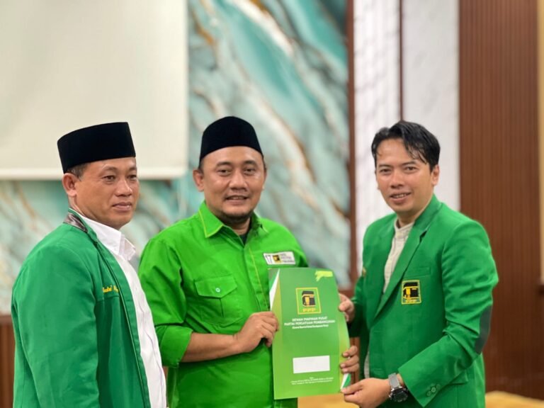 SK Pusat Diterima, Andri Hidayana Resmi Nahkodai PPP Kabupaten Sukabumi Periode 2026-2031