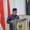 Sendi A Maulana menyampaikan pandangan umum Fraksi PDIP dalam Paripurna ke-6 DPRD Sukabumi Tahun 2026