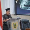 Sekretaris Fraksi PKS DPRD Kabupaten Sukabumi Hendra Purnama menyampaikan pandangan umum terkait pertanggungjawaban APBD 2025 dalam Rapat Paripurna ke-6 DPRD Sukabumi Tahun 2026.