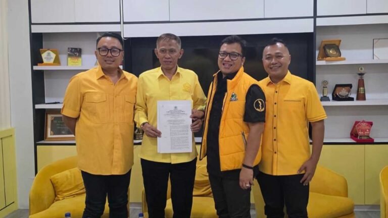 Plt Ketua Golkar