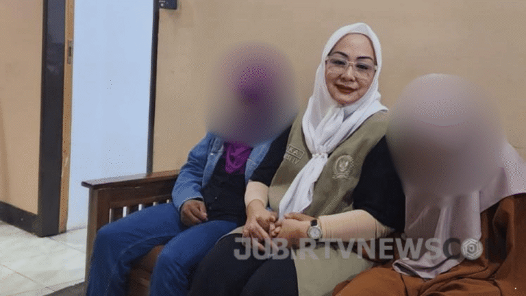 Peluk 2 Korban Asusila Asal Surade, Rika Yulistina Kawal Proses Hukum hingga Pemulihan Trauma