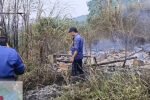 Kebakaran lahan terjadi di lereng Gunung Walat, Kampung Sindangresmi RT 04/02, Desa Karangtengah, Kecamatan Cibadak, Kabupaten Sukabumi, pada Senin (20/7/2026) siang.