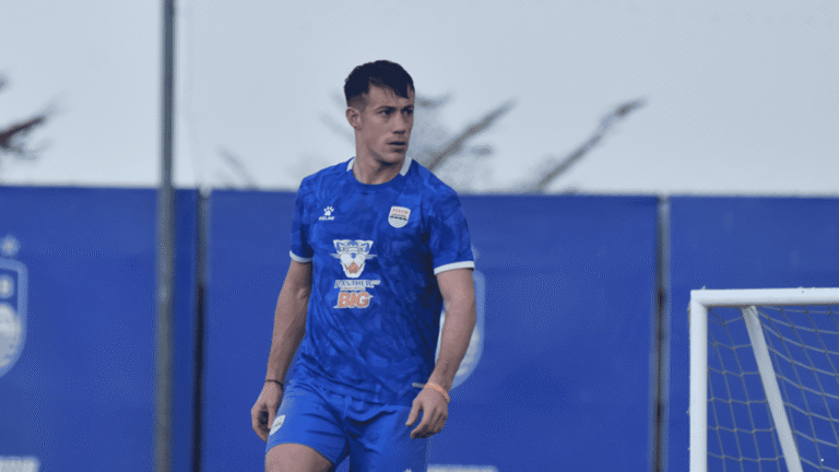 Mariano Peralta Jalani Latihan Perdana Bersama Persib, Begini Peluang Debutnya Lawan Tampines