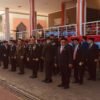 Pejabat tinggi Pemkab Sukabumi mengikuti Upacara HUT ke-81 RI dengan berdiri di area lapangan, sejajar dengan peserta upacara di Lapang Cangehgar, Palabuhanratu, Minggu (17/8/2026). | Foto: Muri