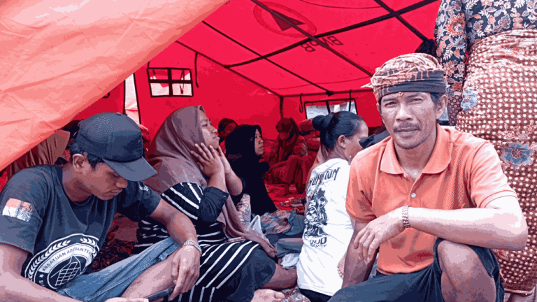 Rumah, Galeri dan Ribuan Harapan Hilang: Kisah Perajin Gelang Simpay Pasca Kebakaran Ciptamulya Sukabumi