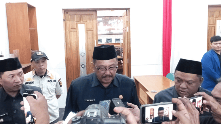 Pejabat Dishub Terseret Dugaan Pelecehan Siswi PKL, Begini Sikap Bupati Sukabumi
