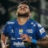 Berguinho Persib Madura
