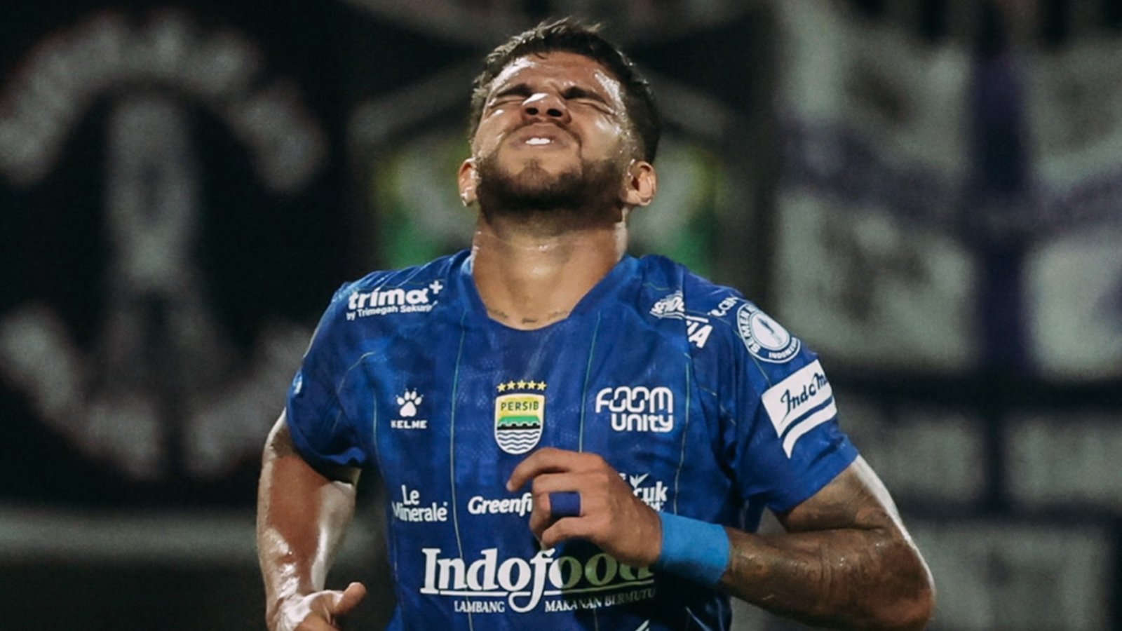 Berguinho Persib Madura