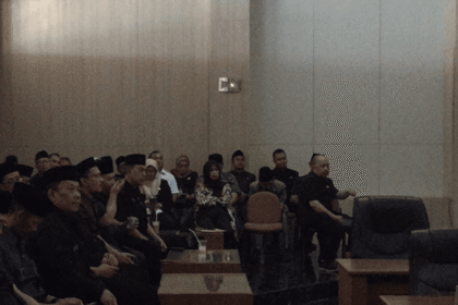 Hadiri Paripurna DPRD, DPMD Sukabumi Ikuti Pembahasan Perubahan SOTK Perangkat Daerah