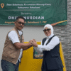 Dilla Nurdian Serahkan 13 Piramida Sampah untuk Warga Sukaharja Sukabumi, Dorong Kepedulian Lingkungan