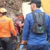 Evakuasi Sopir Truk Box Cisarakan