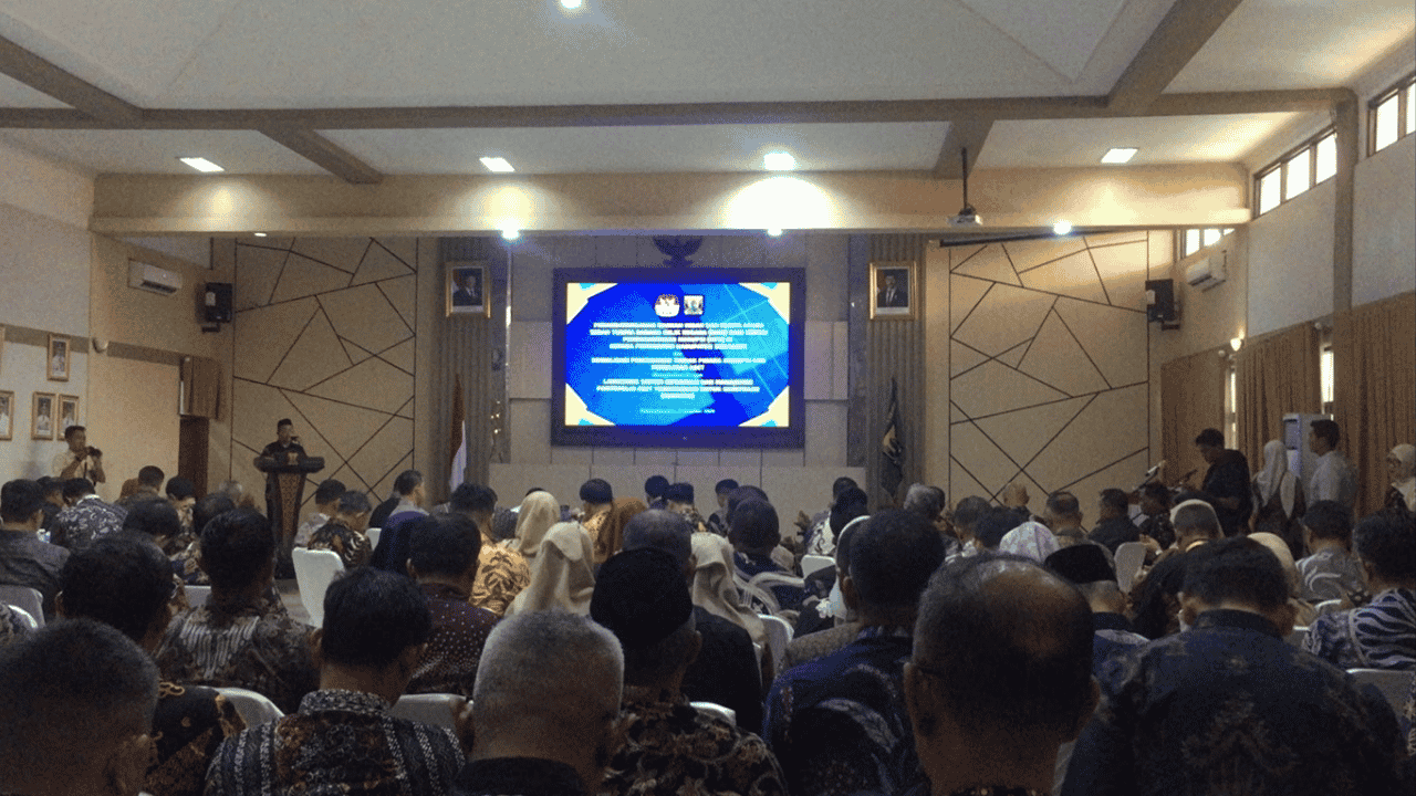 Pascasosialisasi KPK, Kadisperkim Sukabumi Tekankan Transparansi dan Kepatuhan Regulasi