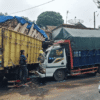 2 Truk Adu Banteng di Parungkuda Sukabumi, Satu Pengemudi Alami Luka Parah