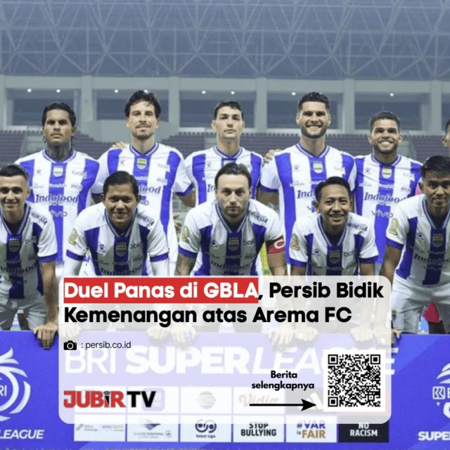 Duel panas bakal tersaji di Stadion GBLA, saat Persib Bandung menjamu Arema FC.

Laga pekan ke-29 ini jadi krusial buat Persib yang sedang menjaga posisi puncak klasemen. Saat ini, Maung Bandung hanya unggul tipis dari pesaing terdekat, jadi kemenangan jadi target utama. 

Di sisi lain, Arema FC datang dengan modal positif setelah meraih kemenangan di laga sebelumnya dan bertekad melanjutkan tren baik mereka. 

Pertandingan diprediksi berlangsung sengit, mengingat kedua tim sama-sama punya ambisi besar dan performa yang cukup stabil belakangan ini.

📌 𝐈𝐧𝐟𝐨 𝐥𝐞𝐧𝐠𝐤𝐚𝐩𝐧𝐲𝐚 𝐜𝐞𝐤 𝐝𝐢 𝐬𝐭𝐨𝐫𝐲 & 𝐬𝐨𝐫𝐨𝐭𝐚𝐧

#jubirtv #jubirtvnewscom #persib #aremafc #ligaindonesia #sepakbola #jawabarat #gbla #beritaterkini