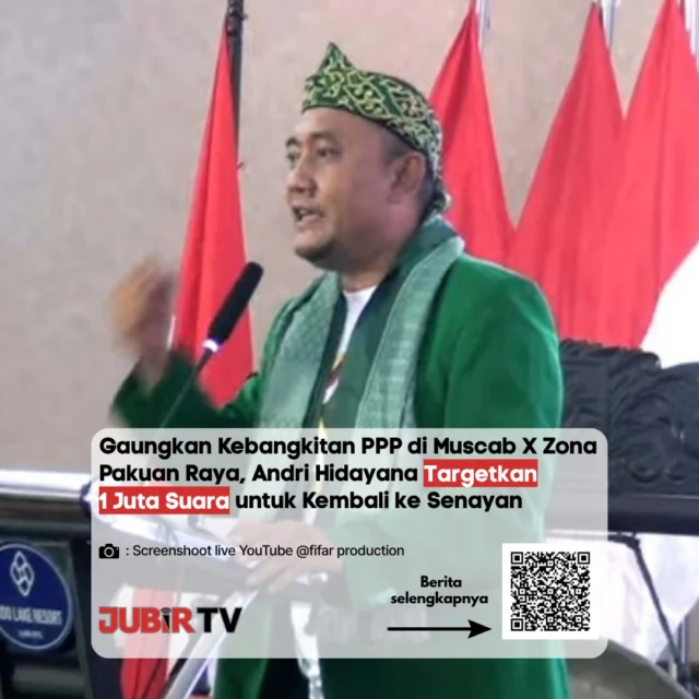 Semangat kebangkitan PPP digaungkan dalam Muscab X Zona Pakuan Raya.

Andri Hidayana menargetkan perolehan hingga 1 juta suara sebagai langkah untuk membawa PPP kembali ke Senayan. Target ini sejalan dengan upaya konsolidasi dan penguatan struktur partai hingga ke tingkat akar rumput. 

Ia juga menegaskan pentingnya soliditas kader sebagai kunci utama dalam menghadapi kontestasi politik ke depan, sekaligus menjadikan Muscab sebagai momentum kebangkitan partai di daerah.

Menurut kamu, target sebesar ini realistis atau terlalu ambisius?

📌 𝐈𝐧𝐟𝐨 𝐥𝐞𝐧𝐠𝐤𝐚𝐩𝐧𝐲𝐚 𝐜𝐞𝐤 𝐝𝐢 𝐬𝐭𝐨𝐫𝐲 & 𝐬𝐨𝐫𝐨𝐭𝐚𝐧

#jubirtv #jubirtvnewscom #sukabumi #jawabarat #politik #ppp #muscab #andrihidayana #pemilu #beritaterkini