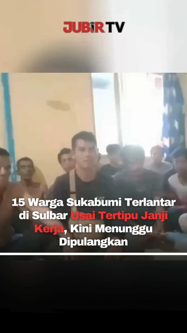 Harapan mencari pekerjaan justru berujung pahit.

Sebanyak 15 warga asal Sukabumi terlantar di Mamuju, Sulawesi Barat, setelah diduga menjadi korban penipuan lowongan kerja.

Mereka dijanjikan pekerjaan dan kasbon Rp1,5 juta, namun setibanya di lokasi, pekerjaan tidak ada dan mandor yang membawa mereka menghilang.

Para korban sempat kehabisan uang, bahkan dilaporkan tidak makan selama dua hari dan beberapa di antaranya mengalami sakit.

Saat ini, pemerintah tengah mengupayakan proses pemulangan.

Editor : Tino

#jubirtv #jubirtvnewscom #sukabumi #mamuju #penipuan #lowongankerja #beritaterkini #infoviral #indonesia #newsupdate #faktaviral