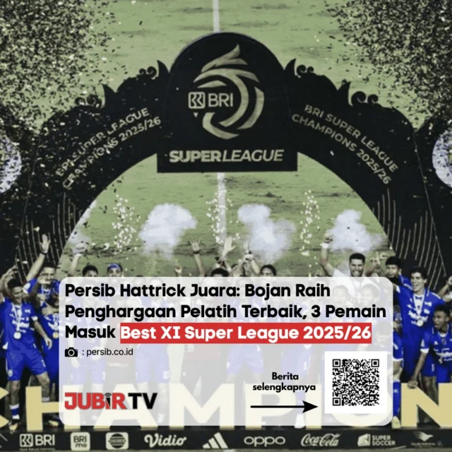 Makin Menyala! Bojan Hodak Sabet Pelatih Terbaik, 3 Penggawa Persib Masuk Skuad Best XI Liga 🏆🐯🔥

Melengkapi torehan sejarah hattrick juara, Persib Bandung kembali mendominasi penghargaan individu di akhir musim Super League 2025/2026. Sang juru taktik, Bojan Hodak, resmi dianugerahi penghargaan sebagai Pelatih Terbaik berkat kejeniusannya meracik strategi.

Tak hanya itu, performa impresif para pemain di lapangan juga berbuah manis dengan masuknya 3 penggawa Pangeran Biru ke dalam jajaran tim terbaik (Best XI) musim ini. Dominasi total yang membuktikan kualitas berkelas sang juara bertahan! 👇

📌 𝐈𝐧𝐟𝐨 𝐥𝐞𝐧𝐠𝐤𝐚𝐩𝐧𝐲𝐚 𝐜𝐞𝐤 𝐝𝐢 𝐬𝐭𝐨𝐫𝐲 & 𝐬𝐨𝐫𝐨𝐭𝐚𝐧

#jubirtv #jubirtvnewscom #persibjuara #bojanhodak #pelatihterbaik #bestxi #maungbandung #superleague #bobotoh #vikingpersibclub #infobandung #beritajabar