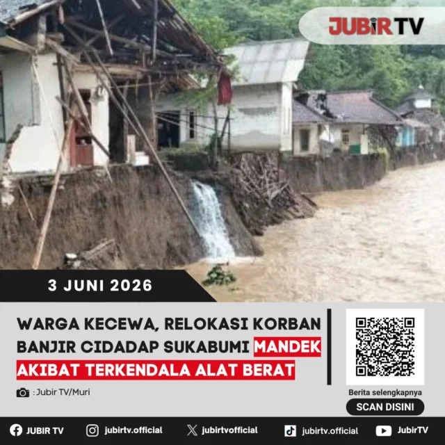 Proses relokasi warga terdampak banjir di wilayah Cidadap, Kabupaten Sukabumi, kini dilaporkan terhenti. Warga yang telah menunggu kepastian tempat tinggal baru mengungkapkan kekecewaan mendalam lantaran proyek pembangunan yang mandek. Kendala utama dilaporkan berasal dari minimnya ketersediaan alat berat di lokasi, sehingga pengerjaan konstruksi lahan relokasi tidak dapat berjalan sesuai target. Masyarakat mendesak Pemerintah Kabupaten Sukabumi untuk segera turun tangan memfasilitasi kebutuhan logistik dan alat pendukung agar proses pemulihan bagi warga terdampak dapat segera dirampungkan.

📌 𝐈𝐧𝐟𝐨 𝐥𝐞𝐧𝐠𝐤𝐚𝐩𝐧𝐲𝐚 𝐜𝐞𝐤 𝐝𝐢 𝐬𝐭𝐨𝐫𝐲 & 𝐬𝐨𝐫𝐨𝐭𝐚𝐧

#jubirtv #jubirtvnewscom #sukabumi #cidadap #banjirsukabumi #relokasi #infosukabumi #pembangunandaerah #beritadaerah #keluhanwarga