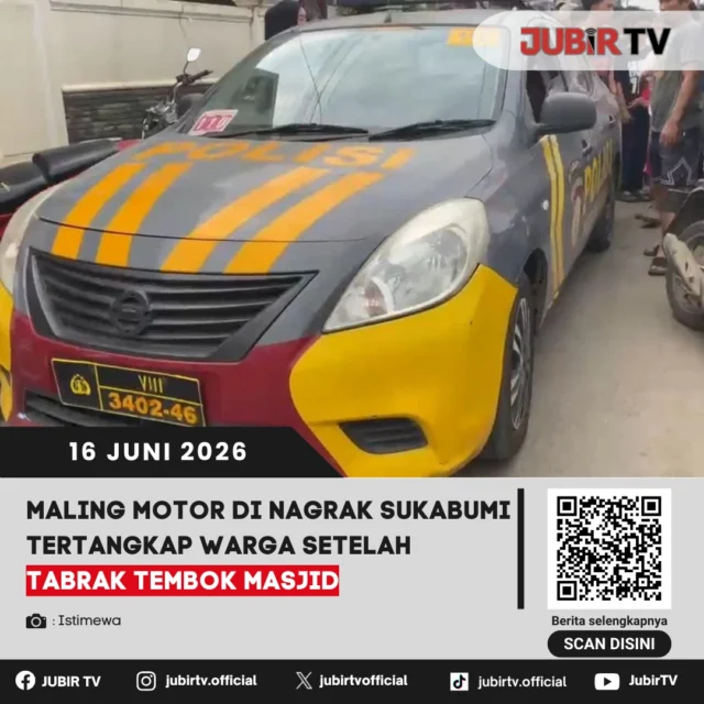Aksi pencurian sepeda motor di Nagrak berakhir apes. Seorang terduga pelaku berhasil ditangkap warga setelah kehilangan kendali saat berusaha kabur dan menabrak tembok masjid usai dikejar korban bersama warga.

Bagaimana kronologi kejar-kejaran dramatis tersebut hingga pelaku akhirnya diamankan?

📌 𝐈𝐧𝐟𝐨 𝐥𝐞𝐧𝐠𝐤𝐚𝐩𝐧𝐲𝐚 𝐜𝐞𝐤 𝐝𝐢 𝐬𝐭𝐨𝐫𝐲 & 𝐬𝐨𝐫𝐨𝐭𝐚𝐧

#jubirtv #jubirtvnewscom #curanmor #malingmotor #nagrak #sukabumi #polressukabumi #kriminalsukabumi #beritasukabumi #jawabarat #infokriminal #curanmorsukabumi