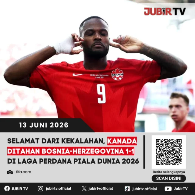 Kanada harus puas berbagi poin setelah ditahan imbang Bosnia dan Herzegovina 1-1 pada laga perdana Grup B Piala Dunia 2026. Sempat tertinggal lebih dulu lewat gol Jovo Lukic pada babak pertama, tuan rumah akhirnya terhindar dari kekalahan berkat gol penyeimbang Cyle Larin di menit ke-78.

Hasil ini menjadi catatan bersejarah bagi Kanada yang berhasil meraih poin pertamanya di Piala Dunia di hadapan pendukung sendiri. Sementara bagi Bosnia dan Herzegovina, satu poin dari laga pembuka menjadi modal berharga untuk menjaga asa lolos ke fase gugur.

📌 𝐈𝐧𝐟𝐨 𝐥𝐞𝐧𝐠𝐤𝐚𝐩𝐧𝐲𝐚 𝐜𝐞𝐤 𝐝𝐢 𝐬𝐭𝐨𝐫𝐲 & 𝐬𝐨𝐫𝐨𝐭𝐚𝐧

#jubirtv #jubirtvnewscom #pialadunia2026 #kanada #bosniaherzegovina #cylelarin #jonathandavid #fifaworldcup #hasilpertandingan #beritabola #sepakboladunia #worldcup2026