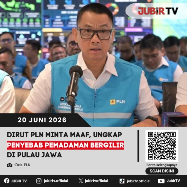 Dirut PLN menyampaikan permohonan maaf terkait pemadaman listrik bergilir yang terjadi di sejumlah wilayah Pulau Jawa. PLN juga mengungkap penyebab gangguan yang berdampak pada pasokan listrik tersebut.

Apa sebenarnya yang menyebabkan pemadaman bergilir ini dan bagaimana langkah PLN untuk mengatasinya?

📌 𝐈𝐧𝐟𝐨 𝐥𝐞𝐧𝐠𝐤𝐚𝐩𝐧𝐲𝐚 𝐜𝐞𝐤 𝐝𝐢 𝐬𝐭𝐨𝐫𝐲 & 𝐬𝐨𝐫𝐨𝐭𝐚𝐧

#jubirtv #jubirtvnewscom #pln #pemadamanlistrik #listrikpadam #blackout #pulaujawa #beritanasional #indonesia #infoterkini #plnmobile