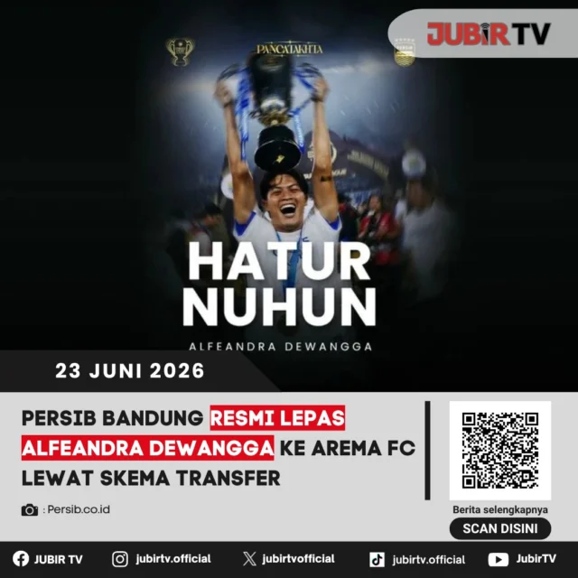 Persib Bandung resmi melepas Alfeandra Dewangga ke Arema FC melalui skema transfer. Keputusan ini menandai berakhirnya kebersamaan sang pemain dengan Maung Bandung setelah menjadi bagian penting dalam skuad Persib.

Kepindahan Dewangga ke Arema FC tentu menjadi perhatian para bobotoh dan pecinta sepak bola nasional. Bagaimana proses transfer ini terjadi dan apa alasan di balik keputusan tersebut?

📌 𝐈𝐧𝐟𝐨 𝐥𝐞𝐧𝐠𝐤𝐚𝐩𝐧𝐲𝐚 𝐜𝐞𝐤 𝐝𝐢 𝐬𝐭𝐨𝐫𝐲 & 𝐬𝐨𝐫𝐨𝐭𝐚𝐧

#jubirtv #jubirtvnewscom #persib #persibbandung #alfeandradewangga #aremafc #liga1 #sepakbolaindonesia #bobotoh #beritabola #jawabarat #transferpemain
