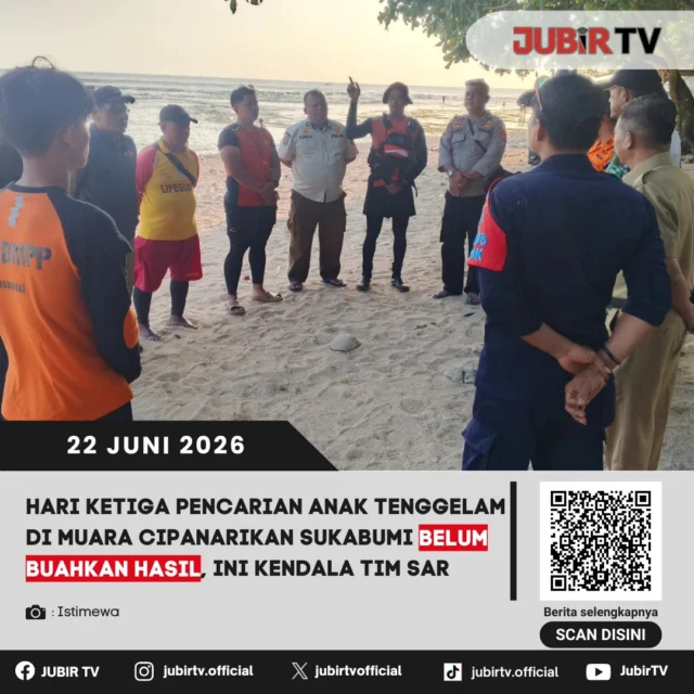 Memasuki hari ketiga pencarian, tim SAR gabungan masih berupaya menemukan Tobi Efendi, anak yang dilaporkan tenggelam di Muara Cipanarikan. Hingga kini, proses pencarian belum membuahkan hasil.

Petugas menghadapi sejumlah kendala di lapangan, mulai dari kondisi arus laut hingga luasnya area pencarian yang harus disisir setiap harinya.

Apa saja kendala yang dihadapi tim SAR dan bagaimana perkembangan pencarian terbaru?

📌 𝐈𝐧𝐟𝐨 𝐥𝐞𝐧𝐠𝐤𝐚𝐩𝐧𝐲𝐚 𝐜𝐞𝐤 𝐝𝐢 𝐬𝐭𝐨𝐫𝐲 & 𝐬𝐨𝐫𝐨𝐭𝐚𝐧

#jubirtv #jubirtvnewscom #cipanarikan #pangumbahan #ciracap #sukabumi #timsar #basarnas #pencariankorban #beritasukabumi #jawabarat #infoterkini