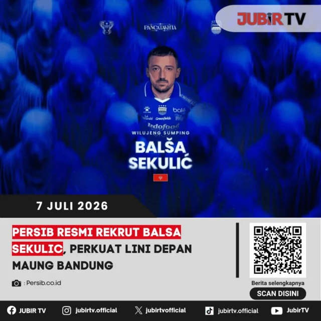 Persib Bandung resmi memperkuat lini depan dengan merekrut striker asal Montenegro, Balsa Sekulic, untuk menghadapi kompetisi musim 2026/2027. Kehadiran Sekulic diproyeksikan mengisi kekosongan setelah kepergian Andrew Jung sekaligus menambah daya gedor Maung Bandung di musim baru. 

Penyerang berusia 28 tahun itu dikontrak selama dua musim hingga 2028. Manajemen Persib menilai Balsa Sekulic memiliki kualitas, karakter, dan pengalaman yang sesuai dengan kebutuhan tim setelah melalui rekomendasi jajaran pelatih. Kini, Bobotoh menantikan kontribusi bomber Montenegro tersebut untuk membawa Persib kembali bersaing di papan atas.

📌 𝐈𝐧𝐟𝐨 𝐥𝐞𝐧𝐠𝐤𝐚𝐩𝐧𝐲𝐚 𝐜𝐞𝐤 𝐝𝐢 𝐬𝐭𝐨𝐫𝐲 & 𝐬𝐨𝐫𝐨𝐭𝐚𝐧

#jubirtv #jubirtvnewscom #persib #persibbandung #balsasekulic #maungbandung #bursatransfer #ligaindonesia #beritabola #footballnews #superleague #sepakbola