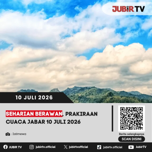 ☁️ Langit Jawa Barat diprakirakan didominasi cuaca berawan sepanjang Jumat, 10 Juli 2026. Meski begitu, masyarakat tetap diimbau waspada terhadap potensi perubahan cuaca di sejumlah wilayah.

Bagi yang akan beraktivitas di luar ruangan, bepergian, maupun menjalankan aktivitas harian, ada baiknya memantau prakiraan cuaca agar dapat mempersiapkan diri dan menghindari kendala akibat perubahan kondisi cuaca.

📌 𝐈𝐧𝐟𝐨 𝐥𝐞𝐧𝐠𝐤𝐚𝐩𝐧𝐲𝐚 𝐜𝐞𝐤 𝐝𝐢 𝐬𝐭𝐨𝐫𝐲 & 𝐬𝐨𝐫𝐨𝐭𝐚𝐧

#jubirtv #jubirtvnewscom #prakiraancuaca #cuacajabar #jawabarat #bmkg #cuacahariini #infocuaca #beritajabar #sukabumi