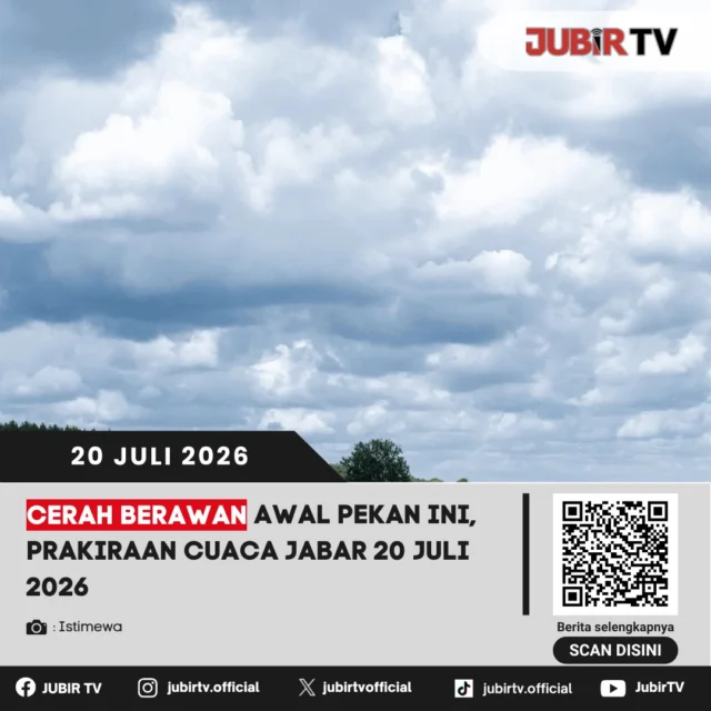🌤️ Awali pekan dengan cek cuaca dulu! BMKG memprakirakan sebagian besar wilayah Jawa Barat akan didominasi cuaca cerah berawan hingga berawan pada Senin (20/7). Jangan lupa sesuaikan rencana aktivitasmu dengan kondisi cuaca hari ini.

📌 𝐈𝐧𝐟𝐨 𝐥𝐞𝐧𝐠𝐤𝐚𝐩𝐧𝐲𝐚 𝐜𝐞𝐤 𝐝𝐢 𝐬𝐭𝐨𝐫𝐲 & 𝐬𝐨𝐫𝐨𝐭𝐚𝐧

#jubirtv #jubirtvnewscom #cuaca #prakiraancuaca #bmkg #jawabarat #infocuaca #cerahberawan #beritajabar #beritasukabumi
