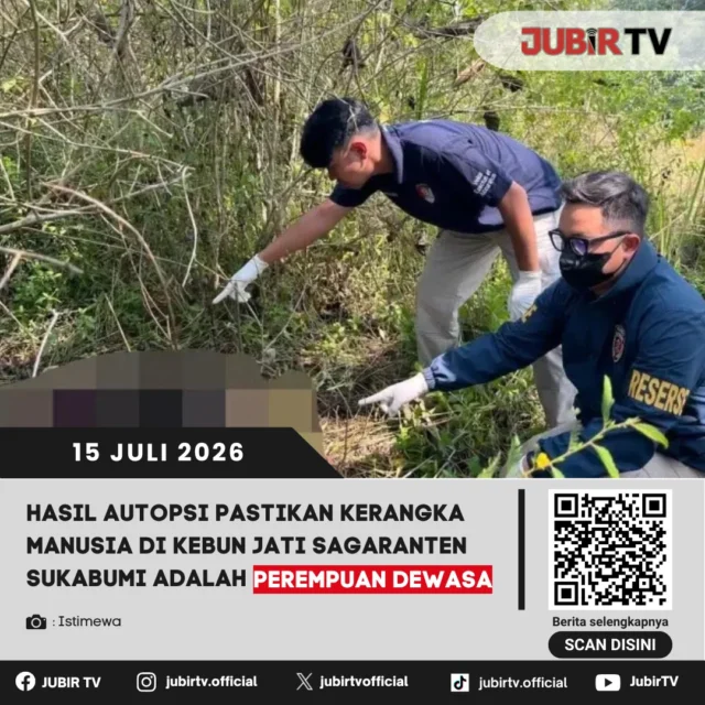 🚨 Hasil autopsi kerangka manusia yang ditemukan di kebun jati Sagaranten akhirnya terungkap. Tim forensik memastikan korban berjenis kelamin perempuan dewasa, sementara identitasnya masih dipastikan melalui pemeriksaan DNA dan proses penyelidikan kepolisian. 

Pemeriksaan dilakukan oleh tim forensik RS Bhayangkara dengan melibatkan dokter forensik dan dokter gigi forensik. Selain autopsi, sampel DNA dan histopatologi juga telah diambil untuk membantu mengungkap identitas korban serta mendukung proses penyelidikan lebih lanjut. 

📌 𝐈𝐧𝐟𝐨 𝐥𝐞𝐧𝐠𝐤𝐚𝐩𝐧𝐲𝐚 𝐜𝐞𝐤 𝐝𝐢 𝐬𝐭𝐨𝐫𝐲 & 𝐬𝐨𝐫𝐨𝐭𝐚𝐧

#jubirtv #jubirtvnewscom #sagaranten #sukabumi #autopsi #kerangkamanusia #polisi #forensik #beritasukabumi #kriminal