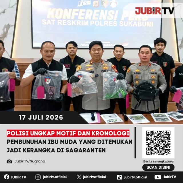 🚨 Kasus pembunuhan ibu muda yang jasadnya ditemukan tinggal kerangka di kebun jati Sagaranten akhirnya mulai terungkap. Polisi mengungkap motif pembunuhan diduga dipicu persoalan ekonomi, sementara pelaku diketahui telah menghabisi nyawa korban sebelum membuang jasadnya ke kawasan perkebunan. 

Dari hasil penyelidikan, polisi berhasil mengidentifikasi korban, mengungkap kronologi kejadian, hingga menangkap pelaku. Saat ini, proses hukum masih terus berjalan untuk mengungkap seluruh fakta di balik kasus yang sempat menggegerkan warga Sukabumi tersebut.

📌 𝐈𝐧𝐟𝐨 𝐥𝐞𝐧𝐠𝐤𝐚𝐩𝐧𝐲𝐚 𝐜𝐞𝐤 𝐝𝐢 𝐬𝐭𝐨𝐫𝐲 & 𝐬𝐨𝐫𝐨𝐭𝐚𝐧

#jubirtv #jubirtvnewscom #sagaranten #sukabumi #pembunuhan #kriminal #polisi #beritasukabumi #jawabarat #peristiwa