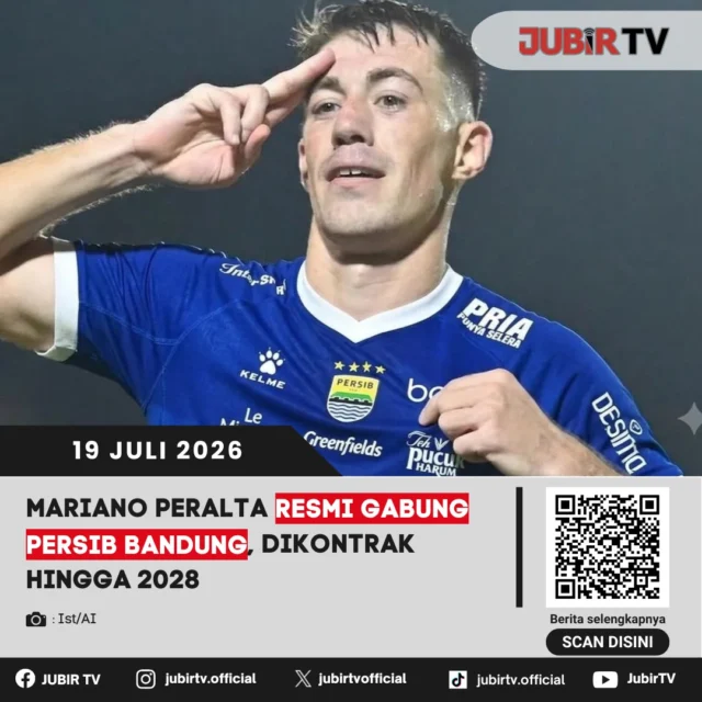 💙 Resmi berseragam Maung Bandung! Persib mengumumkan Mariano Peralta sebagai rekrutan anyar dengan kontrak hingga 2028. Kehadiran pemain asal Argentina ini diharapkan menambah daya gedor sekaligus memperkuat skuad Persib menghadapi musim baru.

📌 𝐈𝐧𝐟𝐨 𝐥𝐞𝐧𝐠𝐤𝐚𝐩𝐧𝐲𝐚 𝐜𝐞𝐤 𝐝𝐢 𝐬𝐭𝐨𝐫𝐲 & 𝐬𝐨𝐫𝐨𝐭𝐚𝐧

#jubirtv #jubirtvnewscom #persib #persibbandung #bobotoh #marianoperalta #ligaindonesia #sepakbola #transferpemain #maungbandung