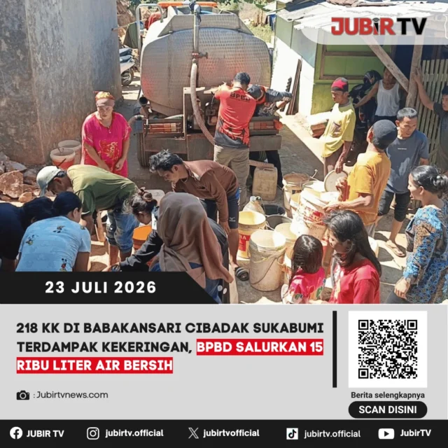 💧 Kekeringan masih melanda Cibadak. Sebanyak 218 kepala keluarga di Kampung Babakansari terdampak krisis air bersih. BPBD Kabupaten Sukabumi pun menyalurkan 15 ribu liter air bersih untuk membantu memenuhi kebutuhan warga di tengah musim kemarau.

📌 𝐈𝐧𝐟𝐨 𝐥𝐞𝐧𝐠𝐤𝐚𝐩𝐧𝐲𝐚 𝐜𝐞𝐤 𝐝𝐢 𝐬𝐭𝐨𝐫𝐲 & 𝐬𝐨𝐫𝐨𝐭𝐚𝐧

#jubirtv #jubirtvnewscom #cibadak #kabupatensukabumi #kekeringan #airbersih #bpbd #musimkemarau #beritasukabumi #krisisair