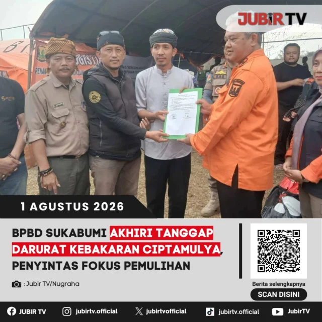 🔥 BPBD Kabupaten Sukabumi resmi mengakhiri masa tanggap darurat kebakaran di Kampung Adat Ciptamulya. Memasuki tahap berikutnya, fokus penanganan kini diarahkan pada rehabilitasi dan pemulihan kehidupan para penyintas, termasuk pendampingan, perbaikan sarana, serta pemenuhan kebutuhan masyarakat terdampak agar dapat kembali beraktivitas secara normal.

📌 𝐈𝐧𝐟𝐨 𝐥𝐞𝐧𝐠𝐤𝐚𝐩𝐧𝐲𝐚 𝐜𝐞𝐤 𝐝𝐢 𝐬𝐭𝐨𝐫𝐲 & 𝐬𝐨𝐫𝐨𝐭𝐚𝐧

#jubirtv #jubirtvnewscom #ciptamulya #cisolok #bpbd #kabupatensukabumi #pemulihan #rehabilitasi #beritasukabumi #kebakaran